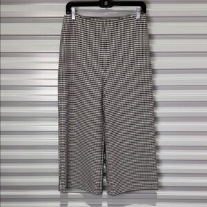 Gianni Bini Black and White Houndstooth Size 4